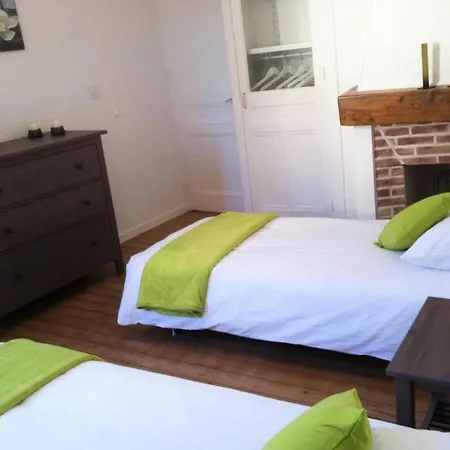 Situe Pret Du Vieux Port De - 3 Pieces 4 Personnes 173190 Апартаменты